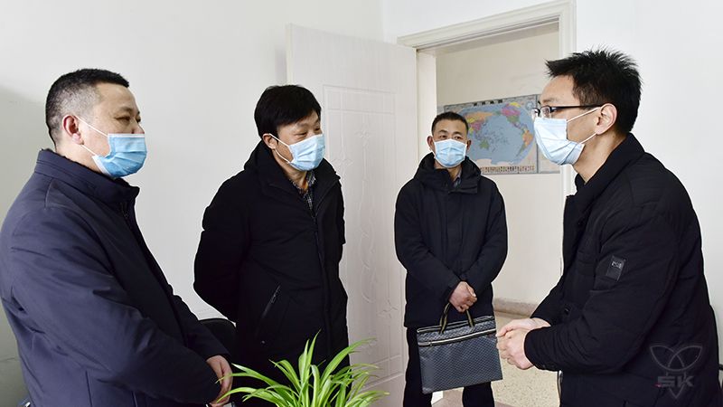 农场公司除夕走访慰问值守及就地过年人员