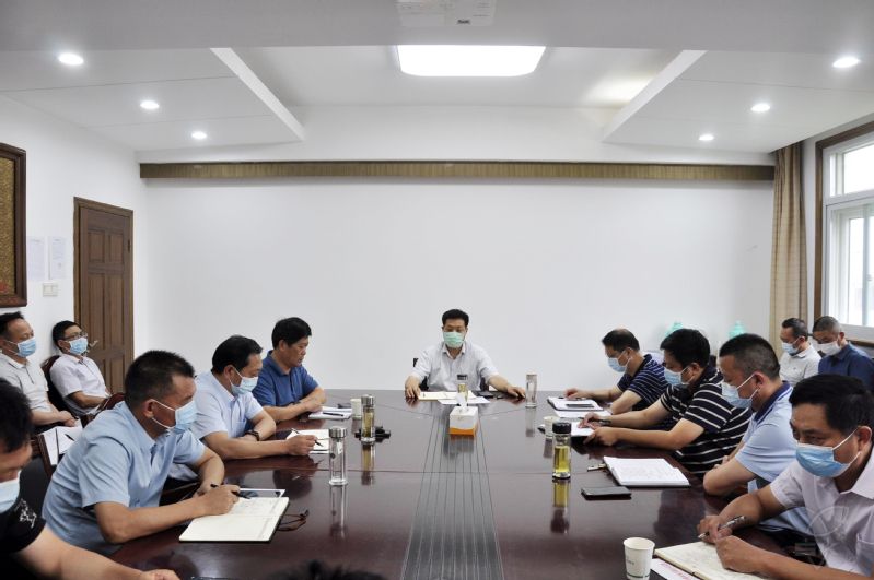 农场公司召开疫情防控再部署会议