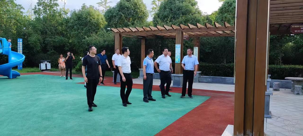 江心沙农场公司客人来农场公司考察交流 