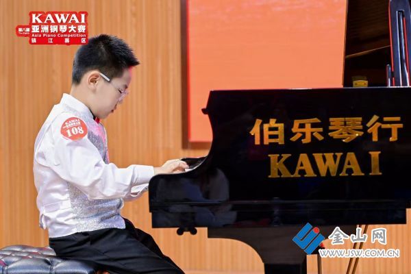 第八届亚洲KAWAI钢琴比赛镇江地区选拔赛圆满举行4